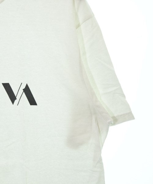 V.A. เสื้อยืด/เสื้อท็อปส์