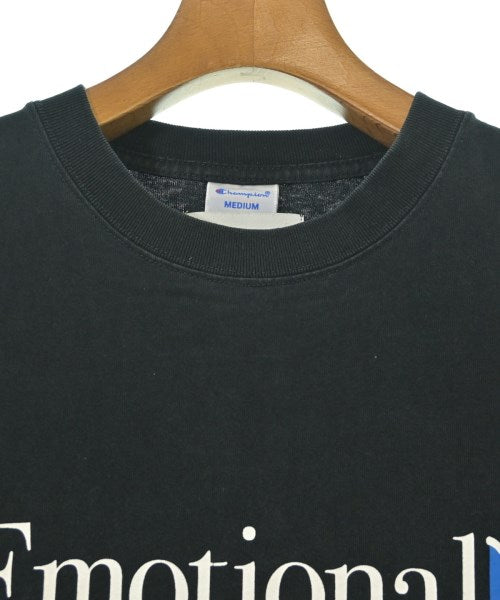 V.A. เสื้อยืด/เสื้อท็อปส์