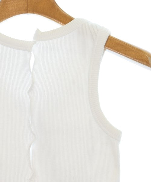 Christina Seewald เสื้อกล้าม