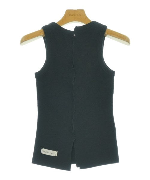 Christina Seewald เสื้อกล้าม