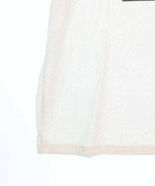 La Hutte เสื้อยืด/เสื้อท็อปส์
