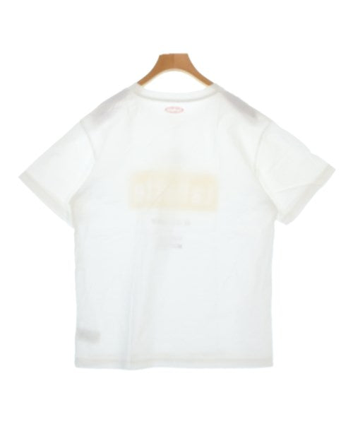 La Hutte เสื้อยืด/เสื้อท็อปส์