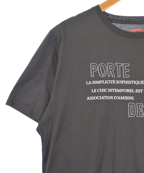 La Hutte เสื้อยืด/เสื้อท็อปส์