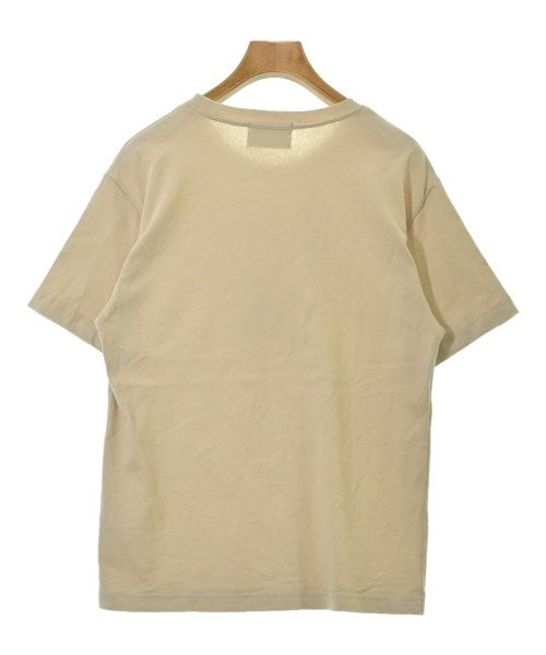AUG เสื้อยืด/เสื้อท็อปส์
