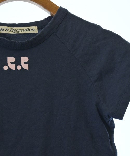 Rest&Recreation เสื้อยืด/เสื้อท็อปส์