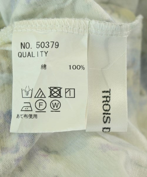 TROIS DEUX UN เสื้อยืด/เสื้อท็อปส์