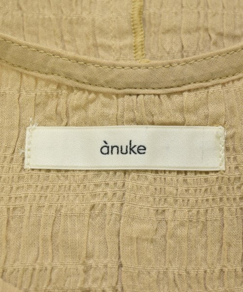 anuke เสื้อสตรี