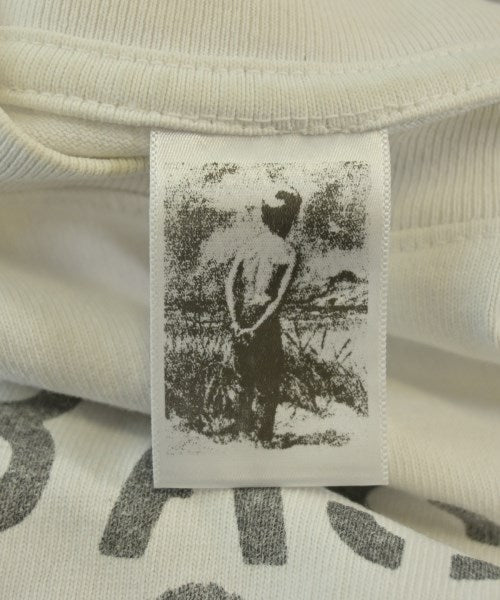 BASKETCASE เสื้อยืด/เสื้อท็อปส์