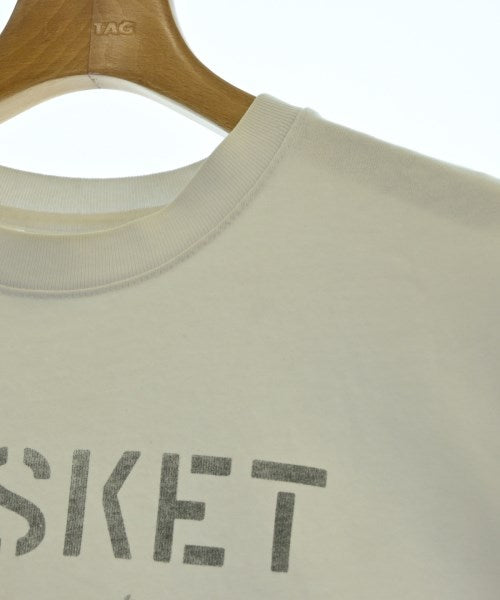 BASKETCASE เสื้อยืด/เสื้อท็อปส์