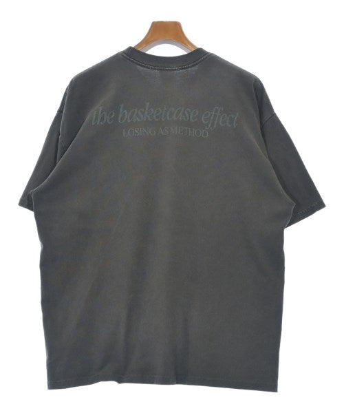 BASKETCASE เสื้อยืด/เสื้อท็อปส์