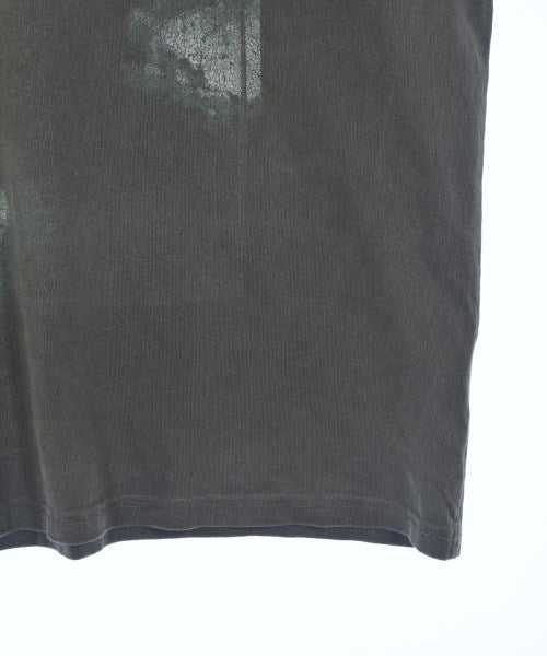 BASKETCASE เสื้อยืด/เสื้อท็อปส์