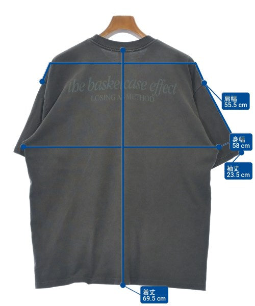 BASKETCASE เสื้อยืด/เสื้อท็อปส์