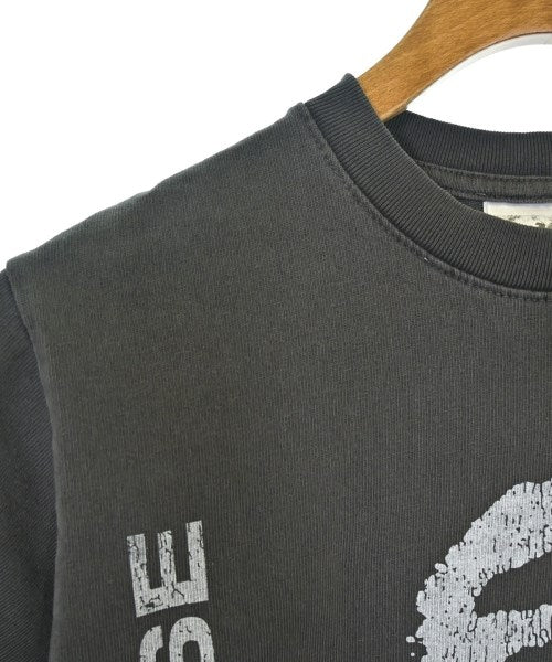 BASKETCASE เสื้อยืด/เสื้อท็อปส์