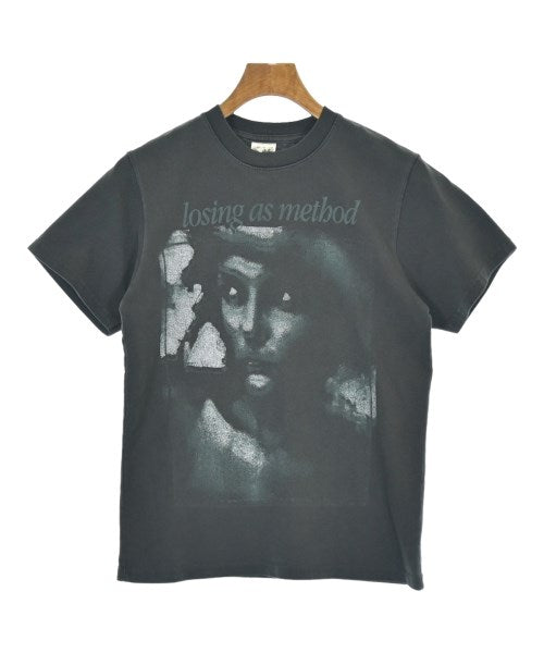 BASKETCASE เสื้อยืด/เสื้อท็อปส์