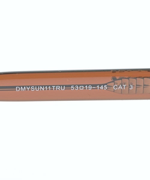 DMY Studios แว่นกันแดด