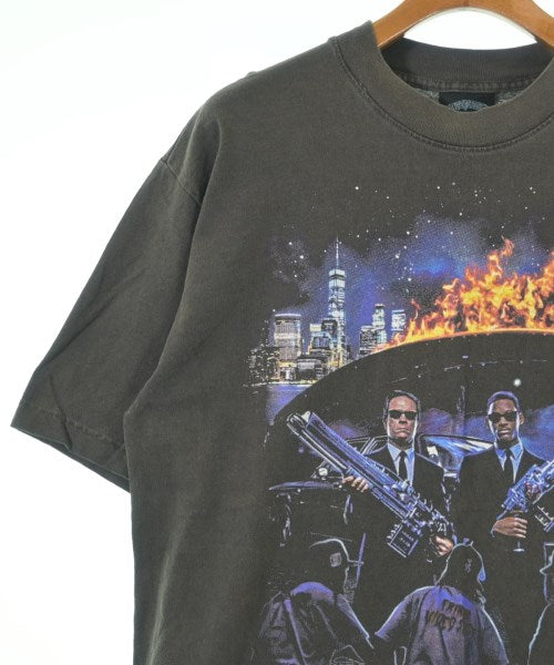 FRINGE VIDEO SHOP เสื้อยืด/เสื้อท็อปส์