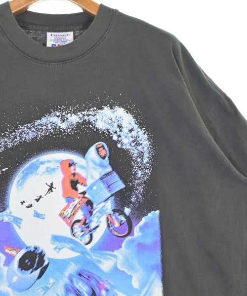 FRINGE VIDEO SHOP เสื้อยืด/เสื้อท็อปส์