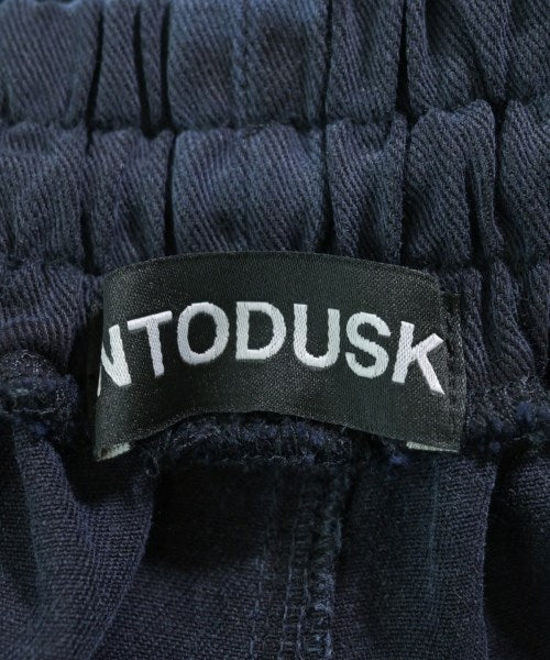 INTODUSK กางเกง อื่น