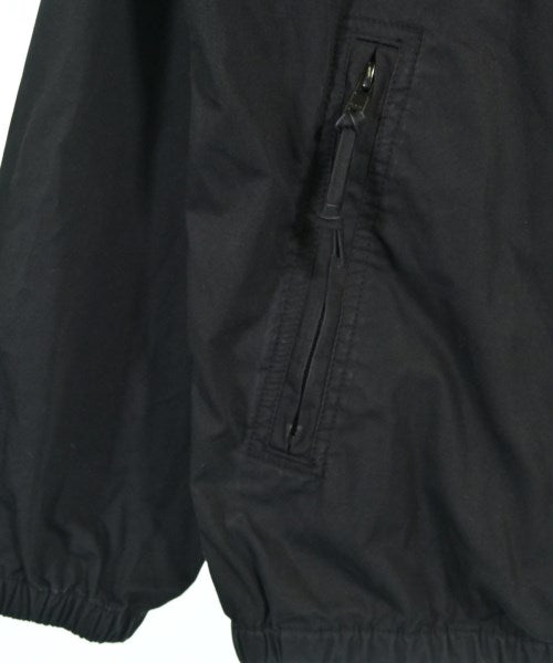 Khakis แจ็คเก็ตเบลาส์ อื่น