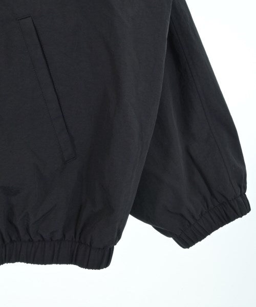 ssstein แจ็คเก็ตเบลาส์ อื่น