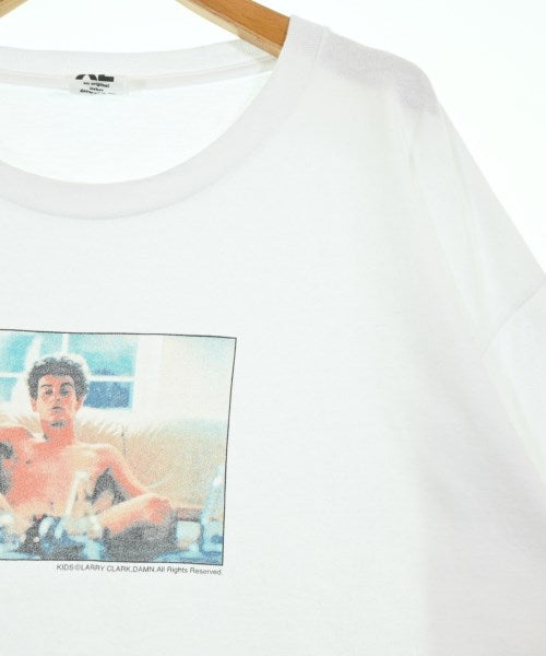 Weber เสื้อยืด/เสื้อท็อปส์