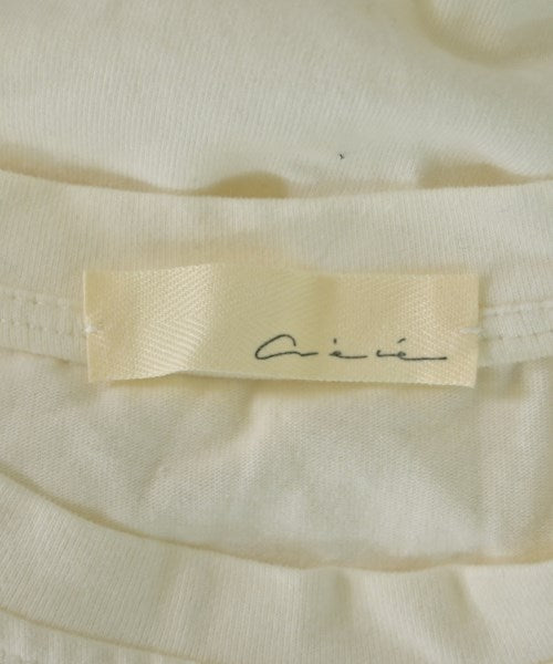 aere เสื้อยืด/เสื้อท็อปส์