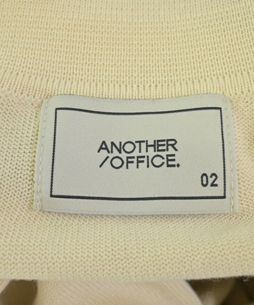ANOTHER OFFICE. เสื้อกันหนาว