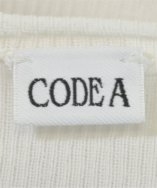 CODE A เสื้อยืด/เสื้อท็อปส์