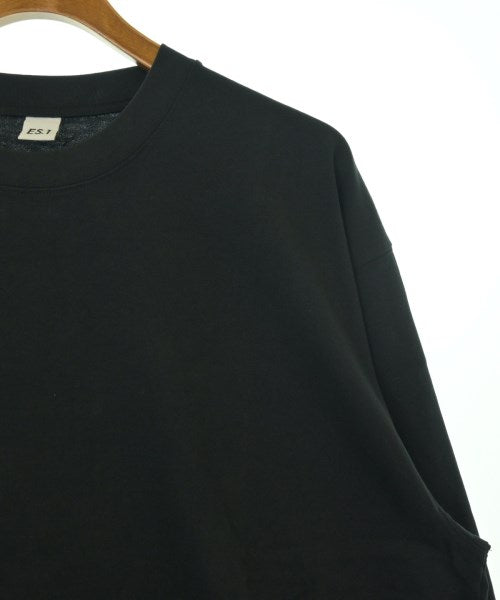 ES.1 เสื้อยืด/เสื้อท็อปส์