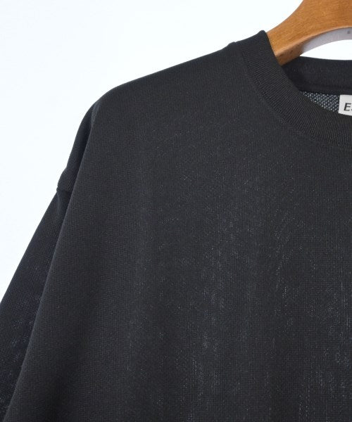 ES.1 เสื้อยืด/เสื้อท็อปส์