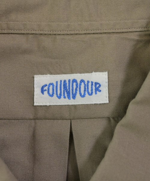 FOUNDOUR เสื้อลำลอง