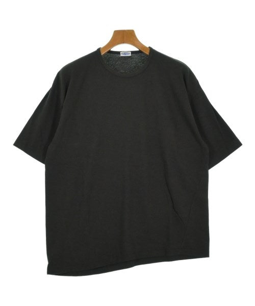FOUNDOUR เสื้อยืด/เสื้อท็อปส์