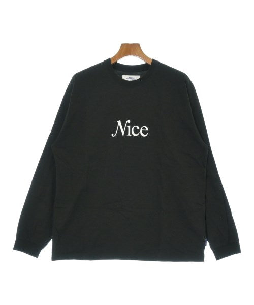 NICE WEATHER เสื้อยืด/เสื้อท็อปส์