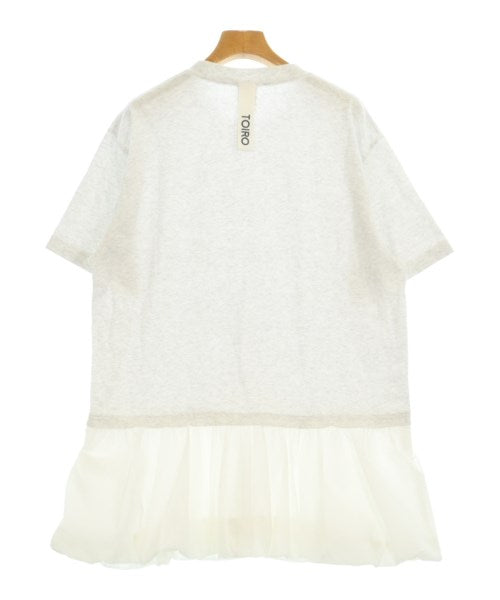 TOIRO. เสื้อยืด/เสื้อท็อปส์
