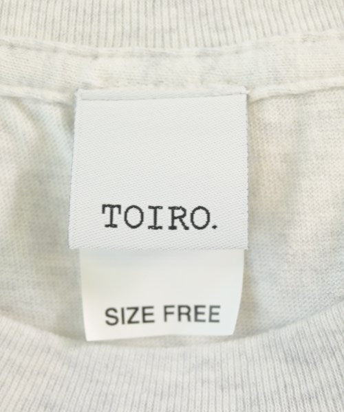 TOIRO. เสื้อยืด/เสื้อท็อปส์