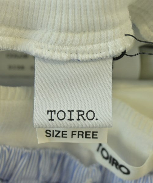 TOIRO. กางเกงขาสั้น