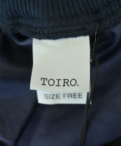 TOIRO. กางเกงขาสั้น