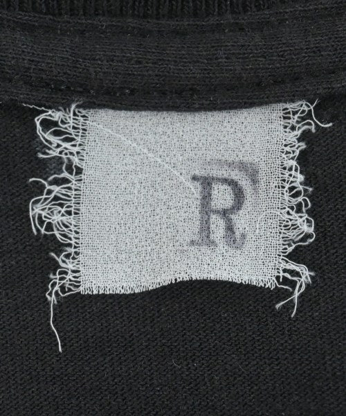 REBELLE DE LUXE เสื้อยืด/เสื้อท็อปส์