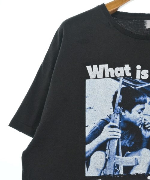 REBELLE DE LUXE เสื้อยืด/เสื้อท็อปส์
