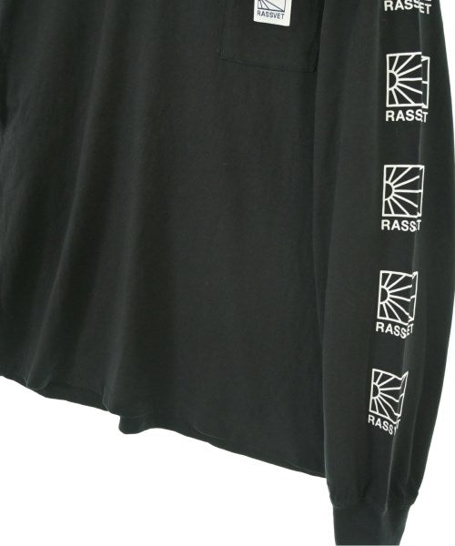 RASSVET เสื้อยืด/เสื้อท็อปส์