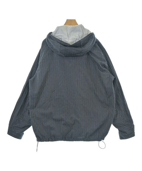 vowels เสื้อพาร์กาภูเขา