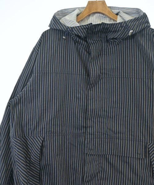 vowels เสื้อพาร์กาภูเขา