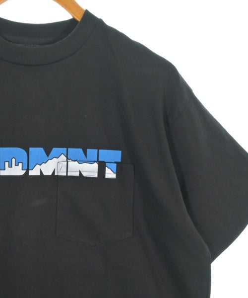 MODMNT เสื้อยืด/เสื้อท็อปส์