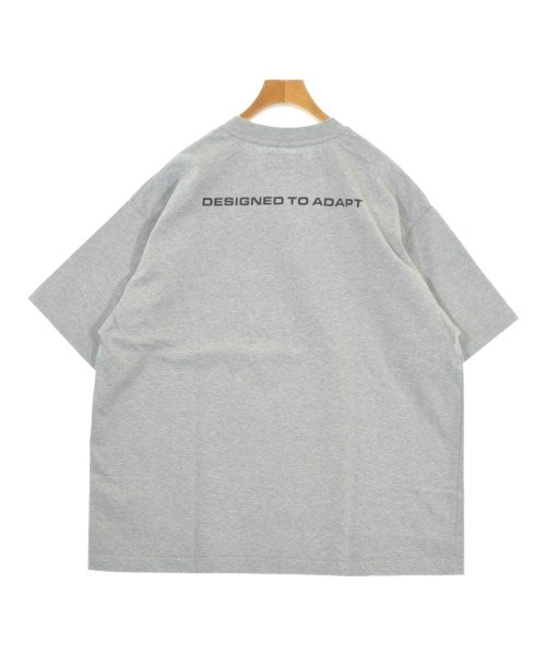 MODMNT เสื้อยืด/เสื้อท็อปส์