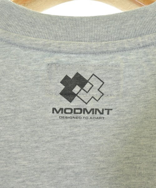 MODMNT เสื้อยืด/เสื้อท็อปส์