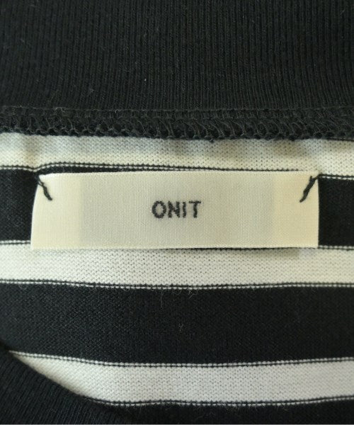 ONIT เสื้อยืด/เสื้อท็อปส์