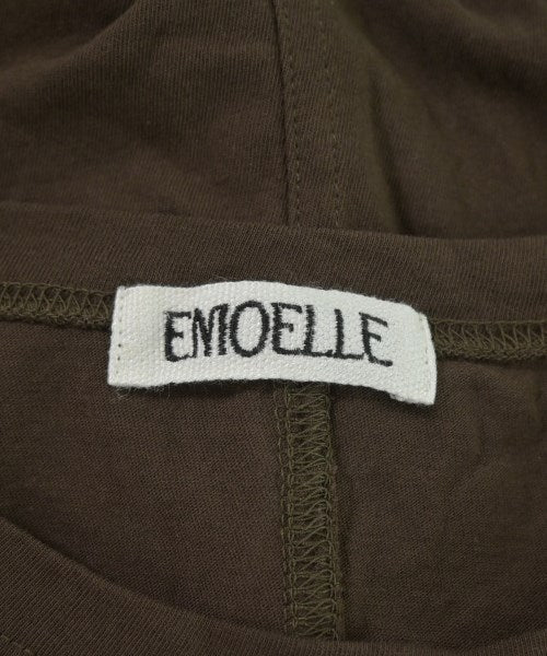 EMOELLE เสื้อยืด/เสื้อท็อปส์