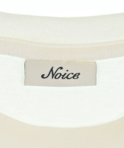 NOICE เสื้อยืด/เสื้อท็อปส์