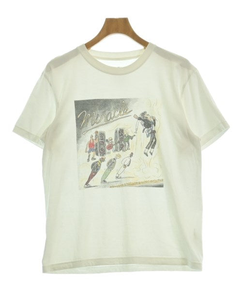 INTERVIEWER IN THE PARK เสื้อยืด/เสื้อท็อปส์