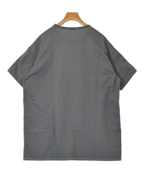 FEMMENT เสื้อยืด/เสื้อท็อปส์